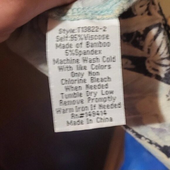 Johnny Was Millay Floral Print Crew Neck Short Sleeve Bamboo Knit T-Shirt SZ XL - Picture 6 of 7